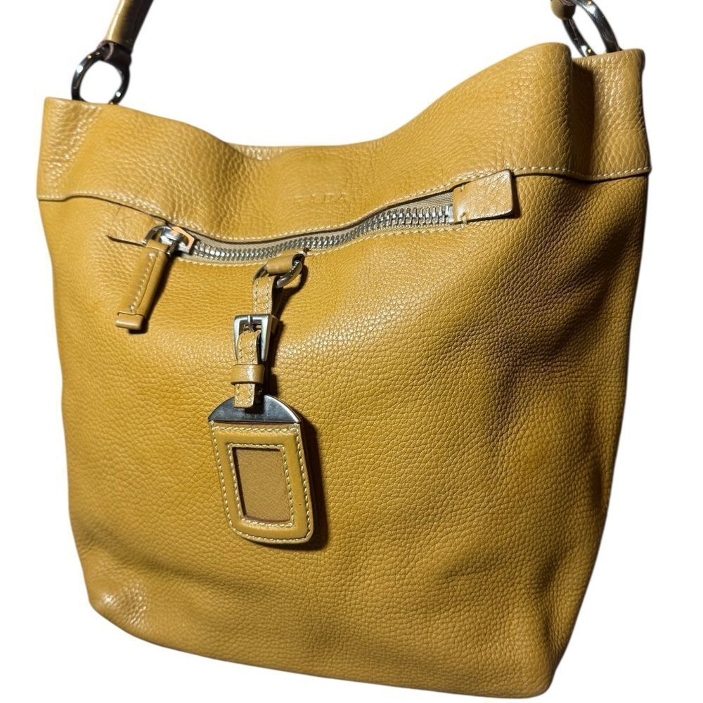 PRADA Caramel Brown Vitello Daino Leather Bucket Bag Luggage Tag Auth - Picture 2 of 15